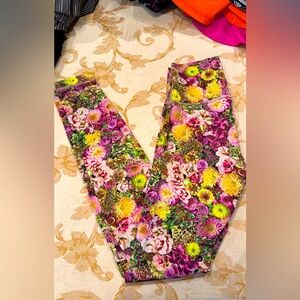 Lululemon Wunder Unders size 2